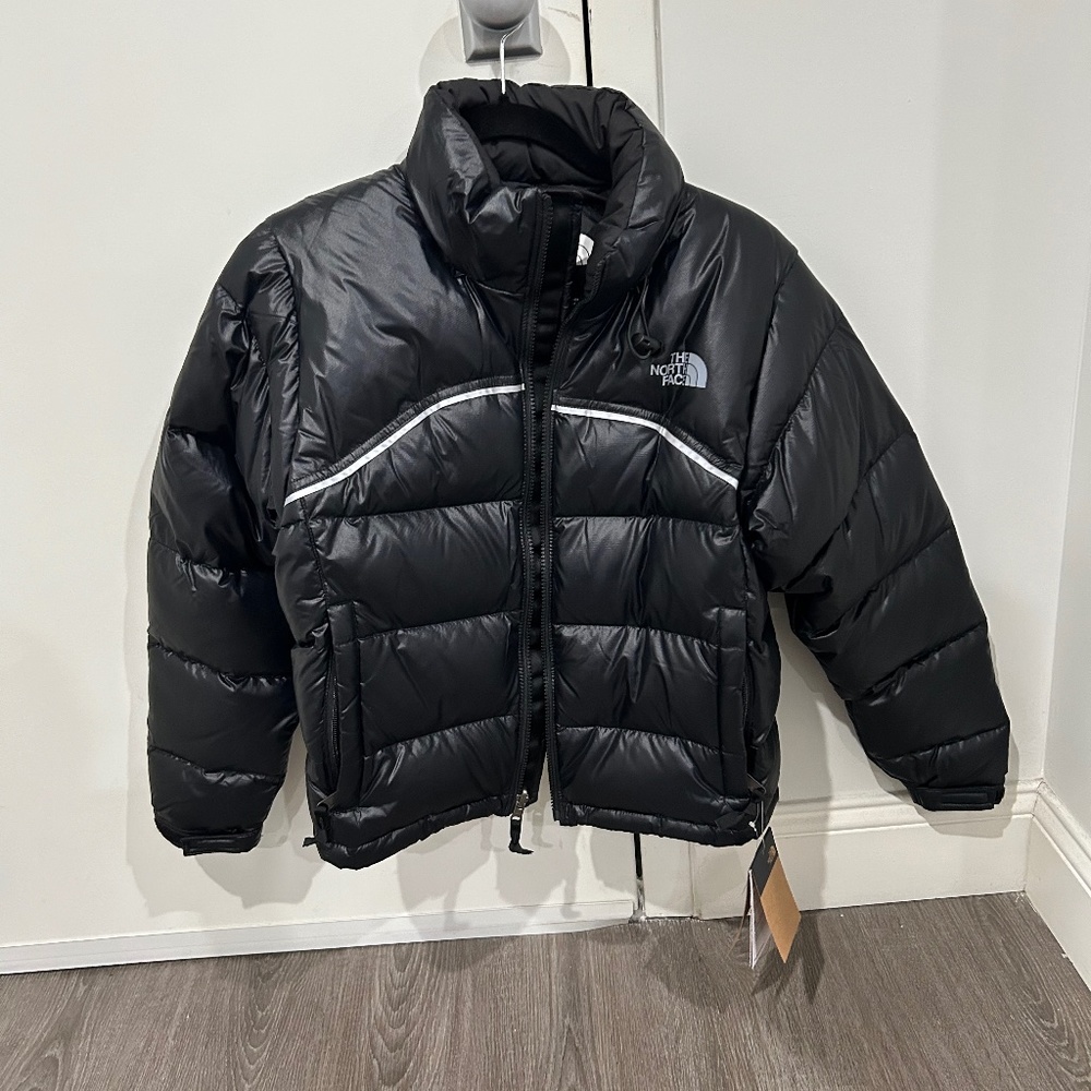 THE NORTH FACE